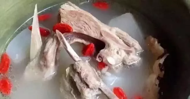 醫生告誡:少這樣吃飯,可以多活幾年!很多十堰人都不知道