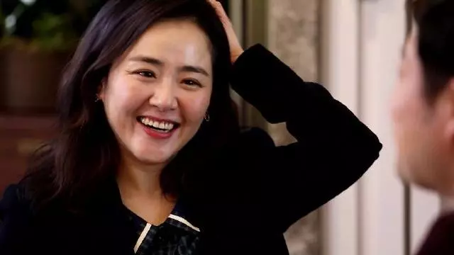 還記得《藍色生死戀》中的「小恩熙」? 童年走紅花光了她的運氣,中年事業停滯、大病、肥胖!現在她變成這樣...
