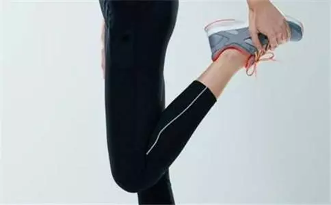 就這一個簡單的動作,卻讓你的五臟六腑都得到了養護