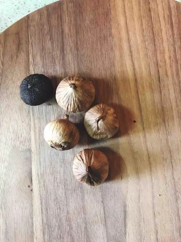 它是天然的「無添加玻尿酸」,三天兩頭吃,養顏補血,女人要常吃