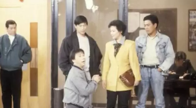31年效忠TVB卻被減薪95%,這位甘草演員真是太慘了!