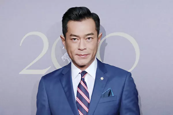 69歲《古惑仔》李兆基 娶30年女友沖喜
