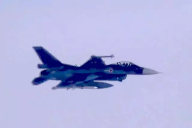 同一天,俄空軍戰機繞日本巡航,中國海軍三艦也北上對馬海峽!