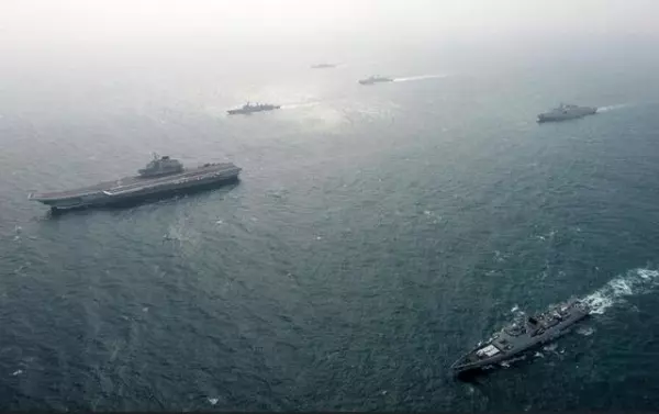 中國航母新猛料集中曝光 彈射器或已經到場 艦載飛行員超30名