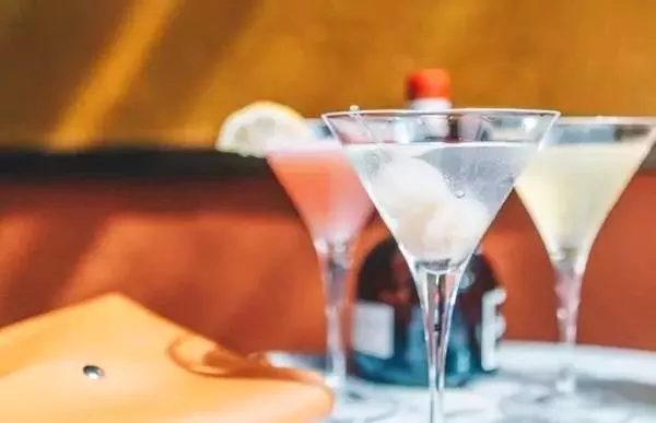 新加坡喝酒太貴?10新幣以下的這14家小酒館走起~