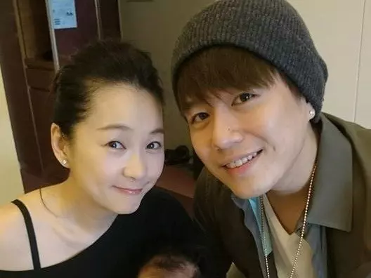六月3度鬧離婚!老公李易「結婚6年」完全受夠了!聲稱:「真的要簽字」讓粉絲好崩潰!