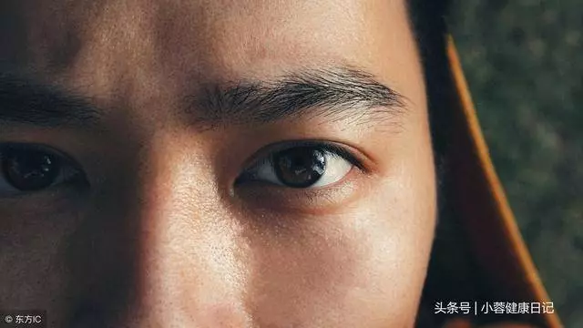肝好不好,看這些地方有沒有「變黑」!枸杞換一種吃法最養肝...