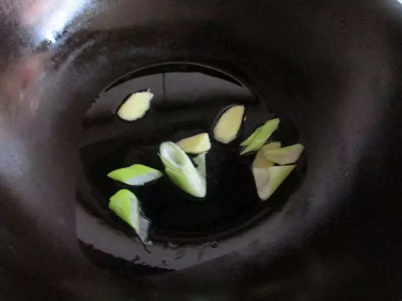 這個菜不炸不煎,比四喜丸子入味,比獅子頭方便,寓意好更健康