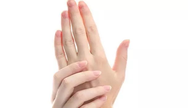 擁有這6種手型的女人,一生都不會缺錢花,看看有你的手嗎?