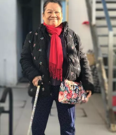 有情有義真漢子!梁家輝每天開車接送醫院治療,外籍幫傭「抗癌成功」!