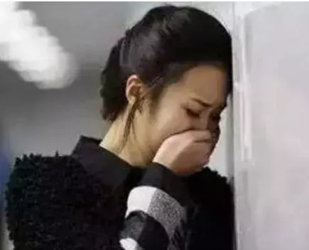 單親母親外出打工,女兒寄養在哥嫂家,回家看到女兒日記,立馬報警