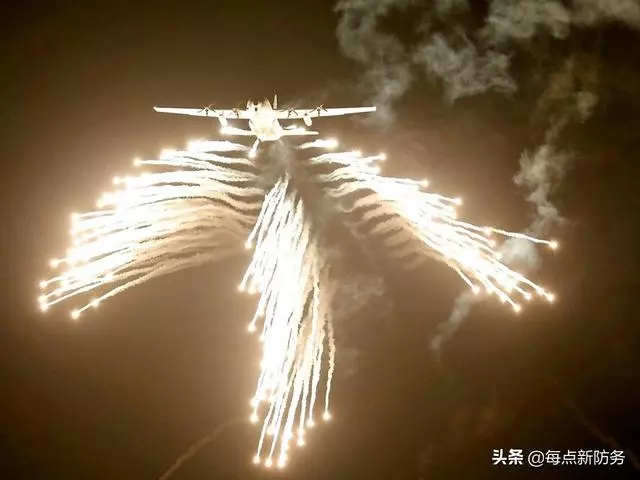 快看:印度空軍展現「絕對實力」,米格21和蘇30一起播撒火箭彈!