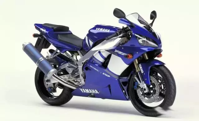 日系仿賽歷史:山葉(YAMAHA)YZF-R1(中)
