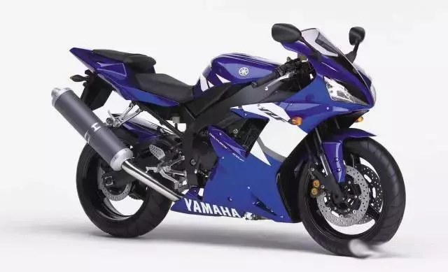 日系仿賽歷史:山葉(YAMAHA)YZF-R1(中)