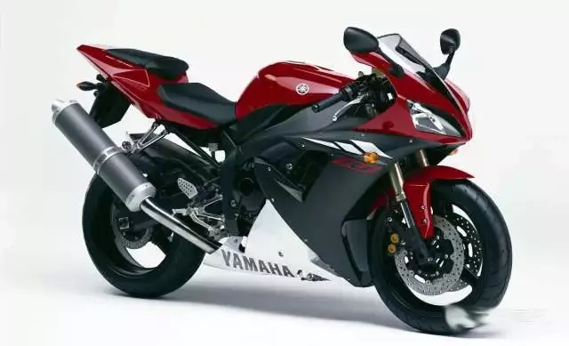 日系仿賽歷史:山葉(YAMAHA)YZF-R1(中)