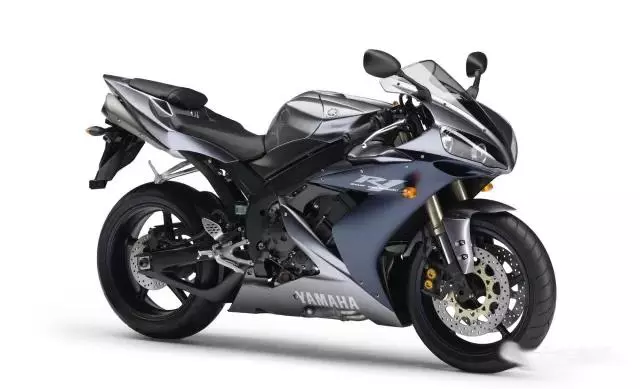 日系仿賽歷史:山葉(YAMAHA)YZF-R1(中)