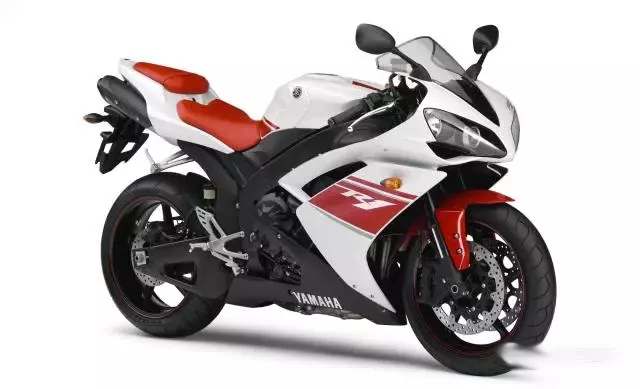 日系仿賽歷史:山葉(YAMAHA)YZF-R1(中)