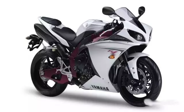 日系仿賽歷史:山葉(YAMAHA)YZF-R1(中)
