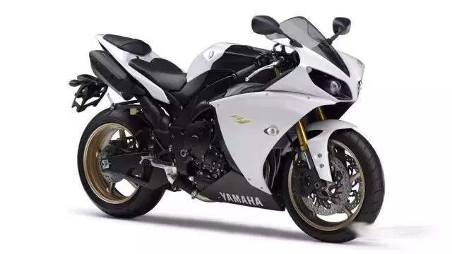 日系仿賽歷史:山葉(YAMAHA)YZF-R1(中)