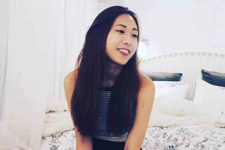 李麗珍女兒長大了!20歲近照曝光「完美繼承媽媽基因」長這樣也太可口了…