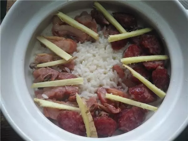 在家就能做「腊味雙拼飯」,清爽不油膩,一看就會,0失敗率!