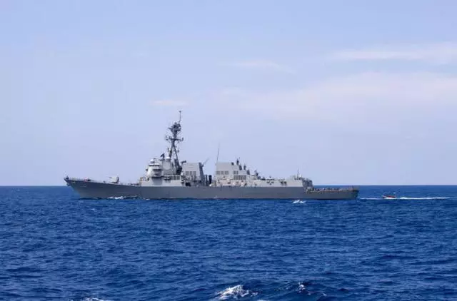美軍神盾艦測試全新炮彈,戰鬥力堪比中俄飛彈,專家:需高度警惕