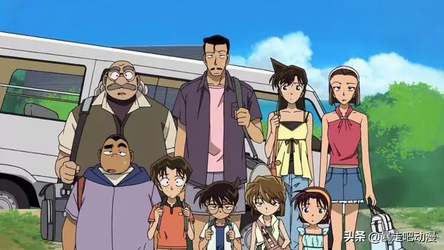 名柯看多了最容易產生的誤會,日本假期真多,小蘭的空手道無敵