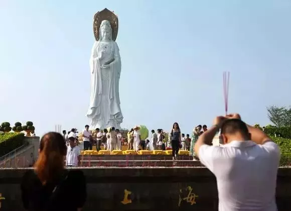 燒香拜佛時,記得一定要跟佛菩薩說這兩個字!特別重要!