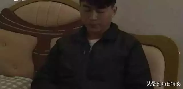 19歲未婚妻突然逃跑,小伙要求賠償43萬,女方父親:有本事去