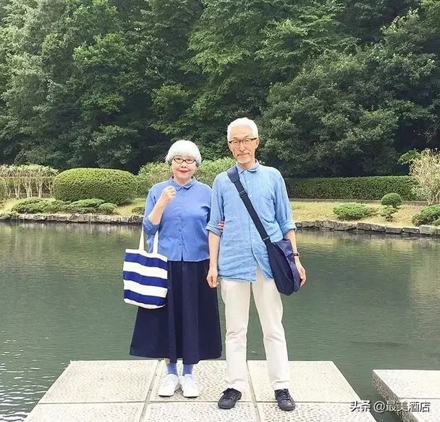 這對老夫妻愛了40年!每天「穿情侶裝曬恩愛」 80萬粉絲全融化:到老也要這麼幸福