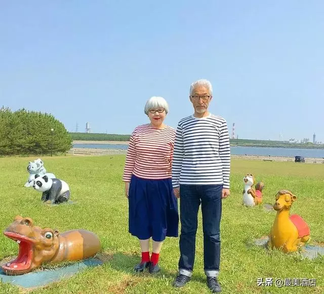 這對老夫妻愛了40年!每天「穿情侶裝曬恩愛」 80萬粉絲全融化:到老也要這麼幸福