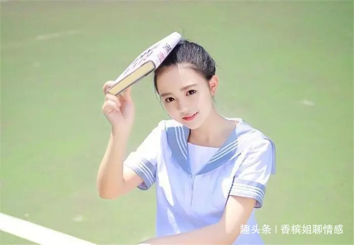 因為拒絕生三胎,先生和我離婚了,兩年後在家門口看到他,我淚目