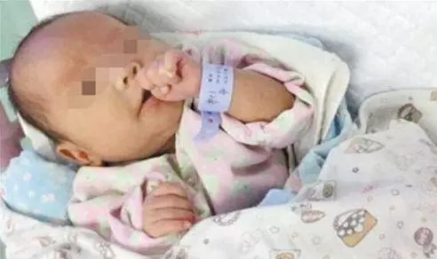 妻子不孕領養了一個孩子,俺偷偷鑑定,孩子卻和她有血緣關係