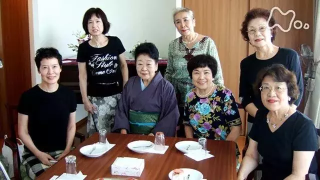 誰說一定要結婚才能到老? 7位單身奶奶「買屋同居10年」過得比誰都幸福