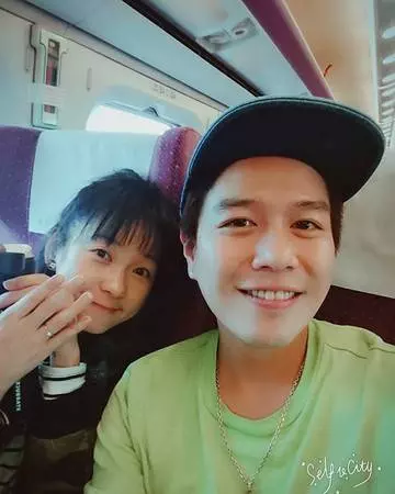 六月3度鬧離婚!老公李易「結婚6年」完全受夠了!聲稱:「真的要簽字」讓粉絲好崩潰!