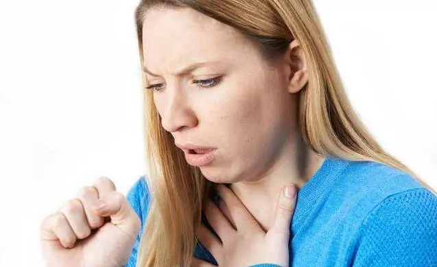 喉嚨有痰,還總是咳不乾淨?這【3個食療方法】要收好,快速祛痰