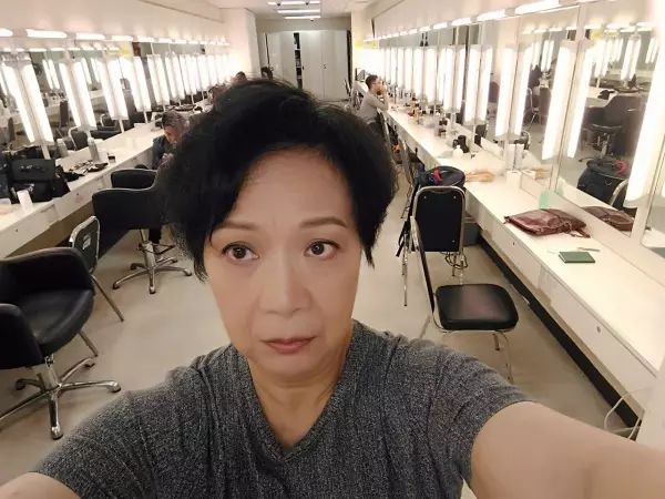 資深綠葉劉桂芳效力TVB 31年,換來的是減薪95%,還變成了兼職!