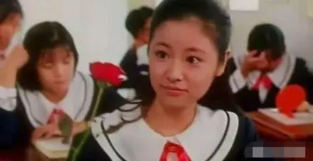 林心如19歲,陳德容19歲,范冰冰19歲,都不及她的19歲!