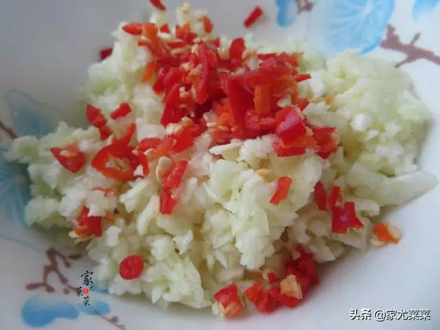 萬能調料汁的做法,不管拌什麼涼菜都好吃,涼拌菜必備