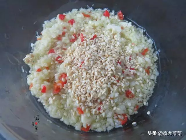 萬能調料汁的做法,不管拌什麼涼菜都好吃,涼拌菜必備