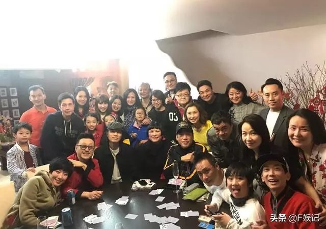劉青雲張達明張耀揚新年齊聚角逐賭王,吳鎮宇笑容滿面成大贏家!
