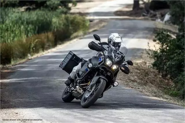 各大廠頂級探險車,第一輛你就不認識!