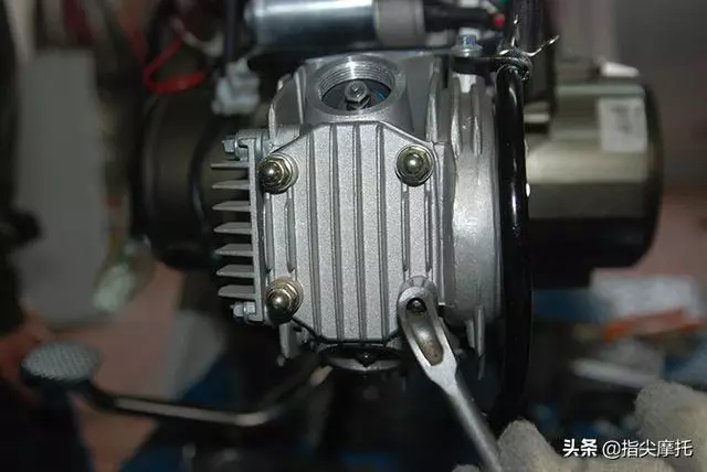 上篇:摩托車發動機燒機油冒青煙,故障成因是啥?教你檢查排除!