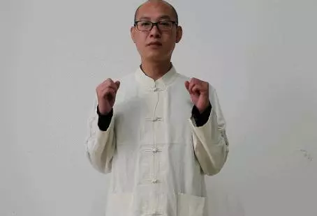 一套「7動護肝操」,肝經越做越通暢,肝臟越來越強壯,堅持吧!