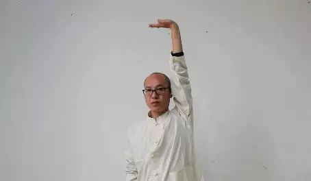 一套「7動護肝操」,肝經越做越通暢,肝臟越來越強壯,堅持吧!