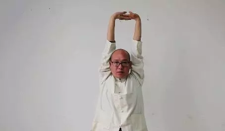 一套「7動護肝操」,肝經越做越通暢,肝臟越來越強壯,堅持吧!
