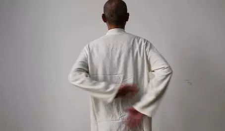 一套「7動護肝操」,肝經越做越通暢,肝臟越來越強壯,堅持吧!