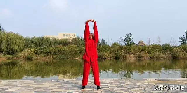【 健身氣功八段錦 】