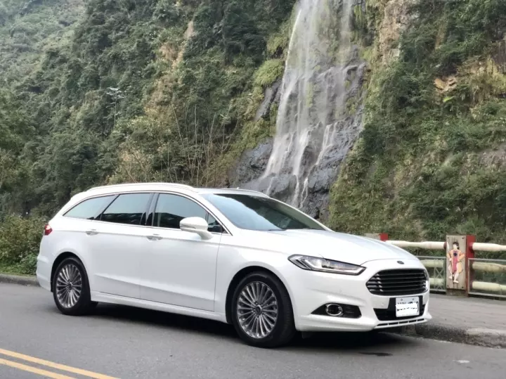 19年式Mondeo wagon輕開箱10天開箱優缺點