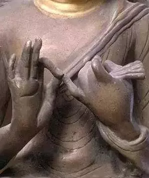 佛像手勢有很多?一個手勢一個含義,弄懂了,關鍵時刻很有用